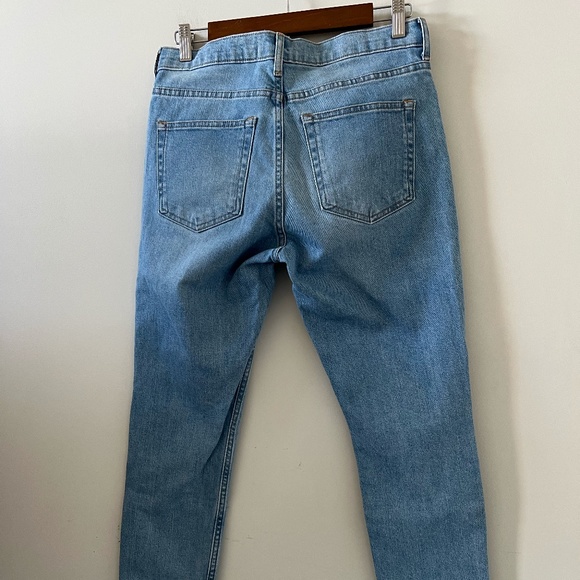 Everlane Mid-Rise Skinny Ankle Jean In Light Wash Size 28 - Picture 7 of 13